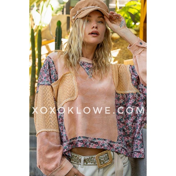 POL Bleach Washed Floral + Lace Waffle Knit oversized Top in Pumpkin Jam - Picture 10 of 11